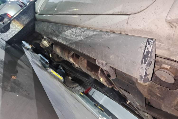 Used Ford Everest 2016 2.0T Gasoline Automatic 4x4 Flagship Edition Chassis Front Right