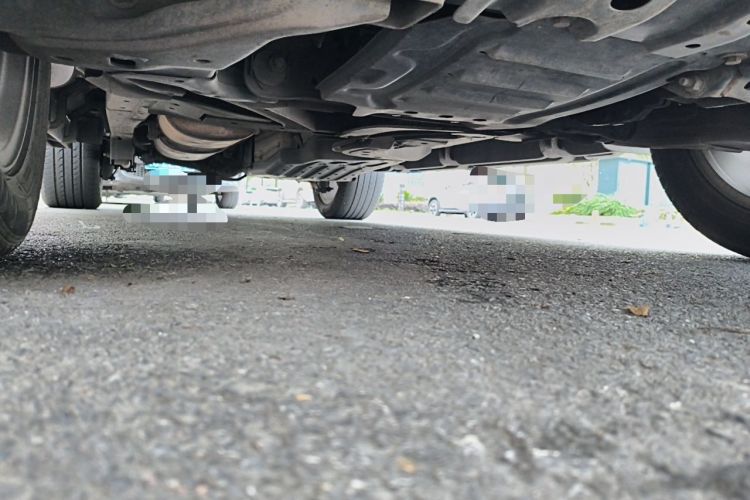 Used Ford Everest 2016 2.0T Gasoline Automatic 4x4 Flagship Edition Chassis Front Right