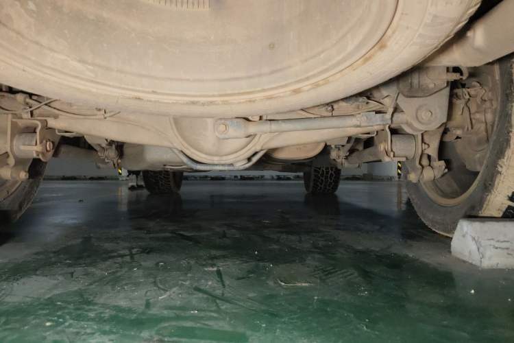Used Ford Everest 2016 2.0T Gasoline Automatic 4x4 Flagship Edition Chassis Rear