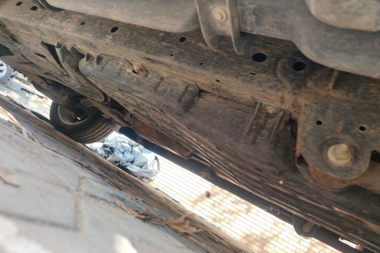 Used Ford Everest 2016 2.0T Gasoline Automatic 4x4 Flagship Edition Chassis Rear Left