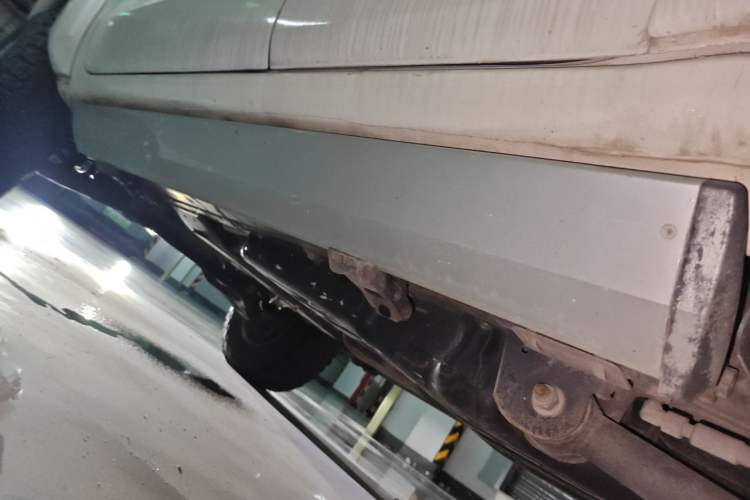 Used Ford Everest 2016 2.0T Gasoline Automatic 4x4 Flagship Edition Chassis Rear Left