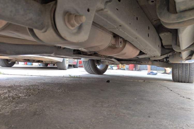 Used Ford Everest 2016 2.0T Gasoline Automatic 4x4 Flagship Edition Chassis Rear Right
