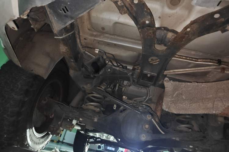 Used Ford Everest 2016 2.0T Gasoline Automatic 4x4 Flagship Edition Chassis Rear