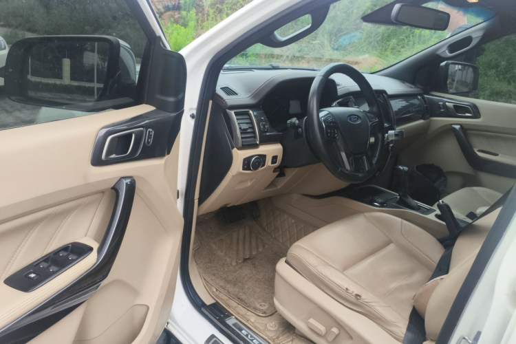 Used Ford Everest 2016 2.0T Gasoline Automatic 4x4 Flagship Edition Driver Seat
