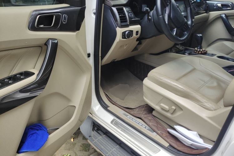 Used Ford Everest 2016 2.0T Gasoline Automatic 4x4 Flagship Edition Driver Seat