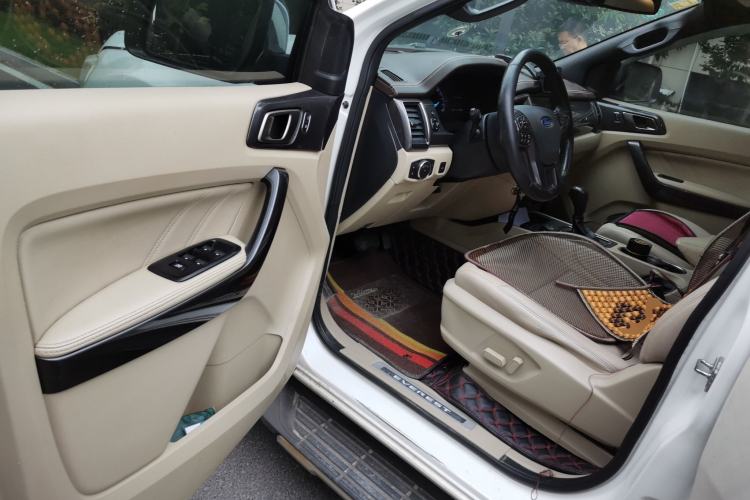 Used Ford Everest 2016 2.0T Gasoline Automatic 4x4 Flagship Edition Driver Seat