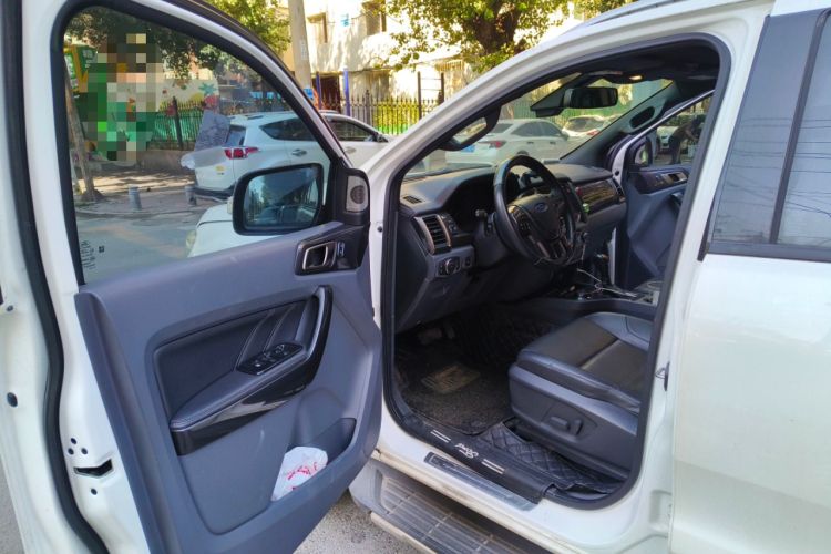Used Ford Everest 2016 2.0T Gasoline Automatic 4x4 Flagship Edition Driver Seat