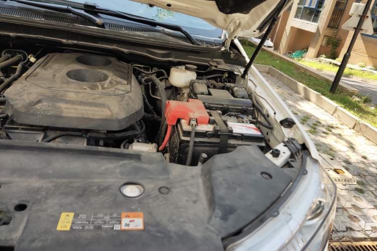 Used Ford Everest 2016 2.0T Gasoline Automatic 4x4 Flagship Edition Engine Bay Left