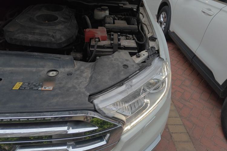 Used Ford Everest 2016 2.0T Gasoline Automatic 4x4 Flagship Edition Engine Bay Left