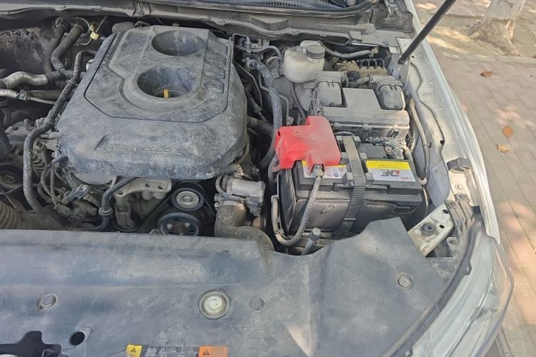 Used Ford Everest 2016 2.0T Gasoline Automatic 4x4 Flagship Edition Engine Bay Left