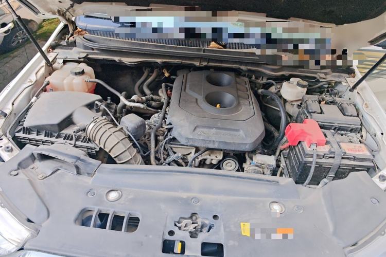 Used Ford Everest 2016 2.0T Gasoline Automatic 4x4 Luxury Edition Engine Bay