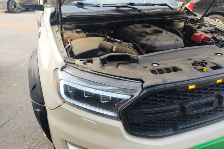 Used Ford Everest 2016 2.0T Gasoline Automatic 4x4 Flagship Edition Engine Bay Right
