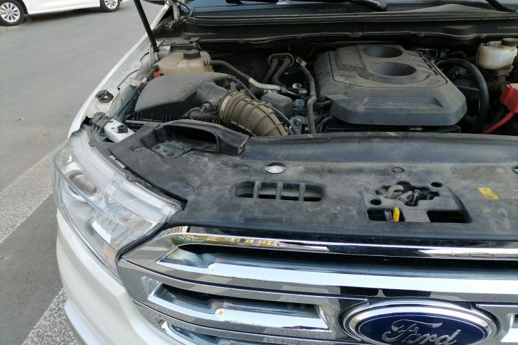 Used Ford Everest 2016 2.0T Gasoline Automatic 4x4 Luxury Edition Engine Bay Right