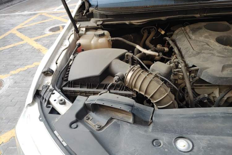 Used Ford Everest 2016 2.0T Gasoline Automatic 4x4 Flagship Edition Engine Bay Right