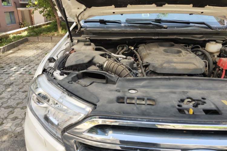 Used Ford Everest 2016 2.0T Gasoline Automatic 4x4 Flagship Edition Engine Bay Right