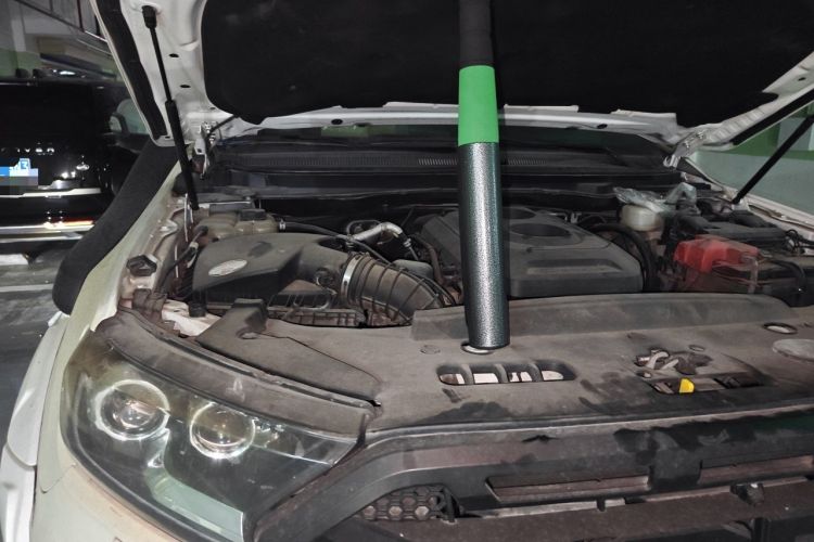 Used Ford Everest 2016 2.0T Gasoline Automatic 4x4 Flagship Edition Engine Bay Right