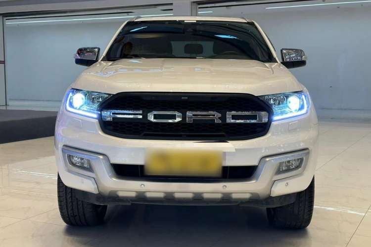 Used Ford Everest 2016 2.0T Gasoline Automatic 4x4 Flagship Edition Exterior 1
