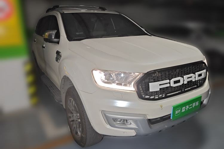 Used Ford Everest 2016 2.0T Gasoline Automatic 4x4 Flagship Edition Front Right 45 Deg