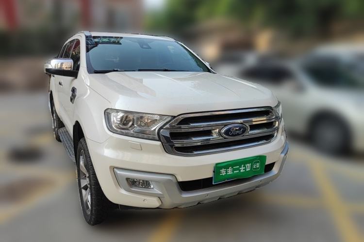 Used Ford Everest 2016 2.0T Gasoline Automatic 4x4 Flagship Edition Front Right 45 Deg