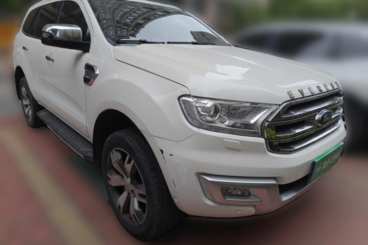 Used Ford Everest 2016 2.0T Gasoline Automatic 4x4 Flagship Edition Front Right 45 Deg