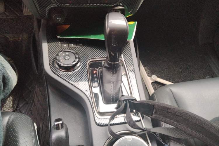 Used Ford Everest 2016 2.0T Gasoline Automatic 4x4 Flagship Edition Gear Lever