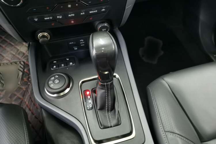 Used Ford Everest 2016 2.0T Gasoline Automatic 4x4 Flagship Edition Gear Lever