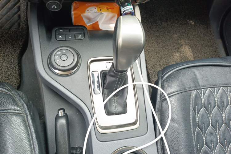 Used Ford Everest 2016 2.0T Gasoline Automatic 4x4 Luxury Edition Gear Lever
