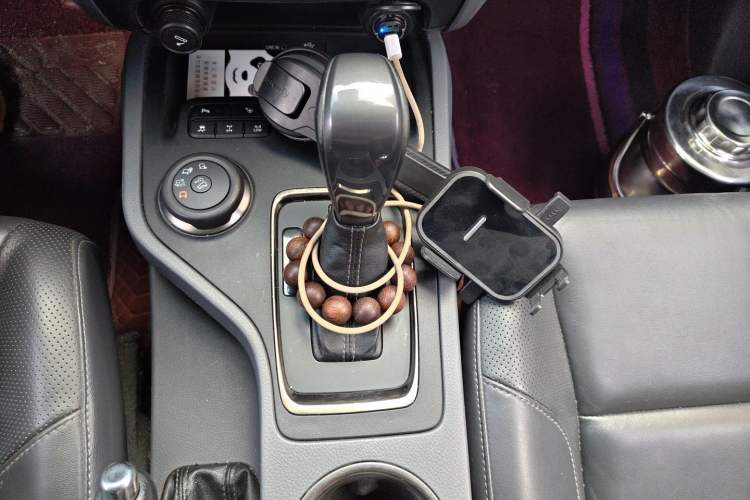 Used Ford Everest 2016 2.0T Gasoline Automatic 4x4 Flagship Edition Gear Lever