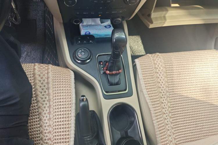 Used Ford Everest 2016 2.0T Gasoline Automatic 4x4 Flagship Edition Gear Lever