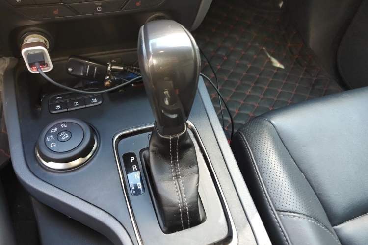 Used Ford Everest 2016 2.0T Gasoline Automatic 4x4 Flagship Edition Gear Lever