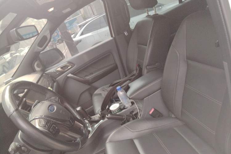 Used Ford Everest 2016 2.0T Gasoline Automatic 4x4 Flagship Edition Left Front Seat