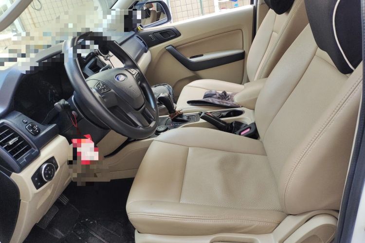 Used Ford Everest 2016 2.0T Gasoline Automatic 4x4 Elite Edition Left Front Seat