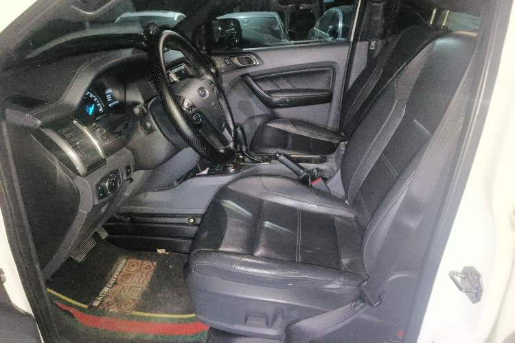 Used Ford Everest 2016 2.0T Gasoline Automatic 4x4 Flagship Edition Left Front Seat