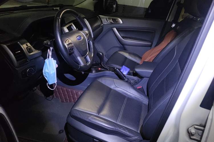 Used Ford Everest 2016 2.0T Gasoline Automatic 4x4 Luxury Edition Left Front Seat
