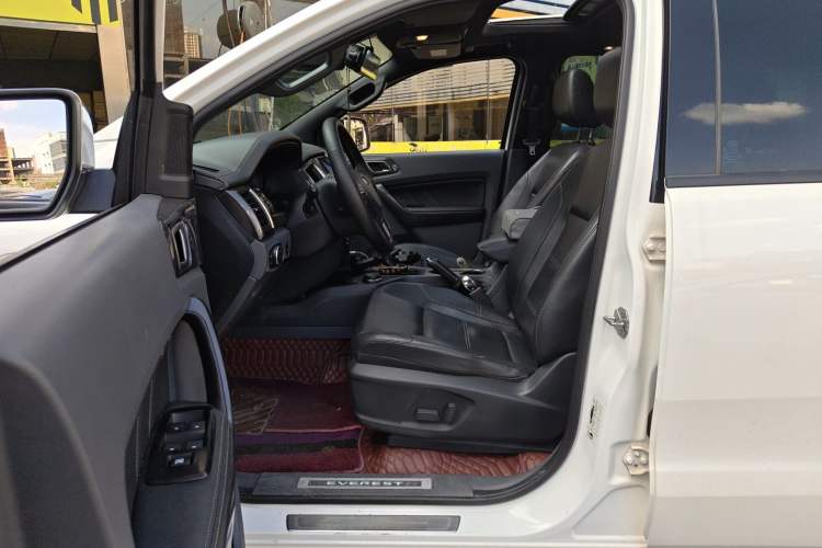 Used Ford Everest 2016 2.0T Gasoline Automatic 4x4 Flagship Edition Left Front Seat