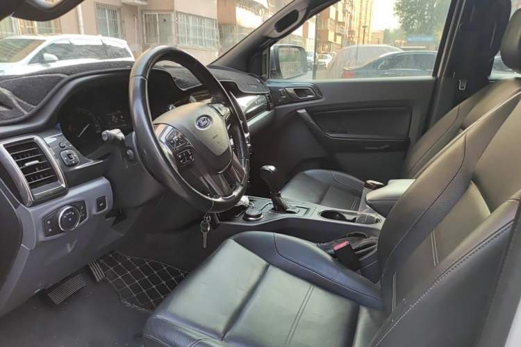 Used Ford Everest 2016 2.0T Gasoline Automatic 4x4 Flagship Edition Left Front Seat