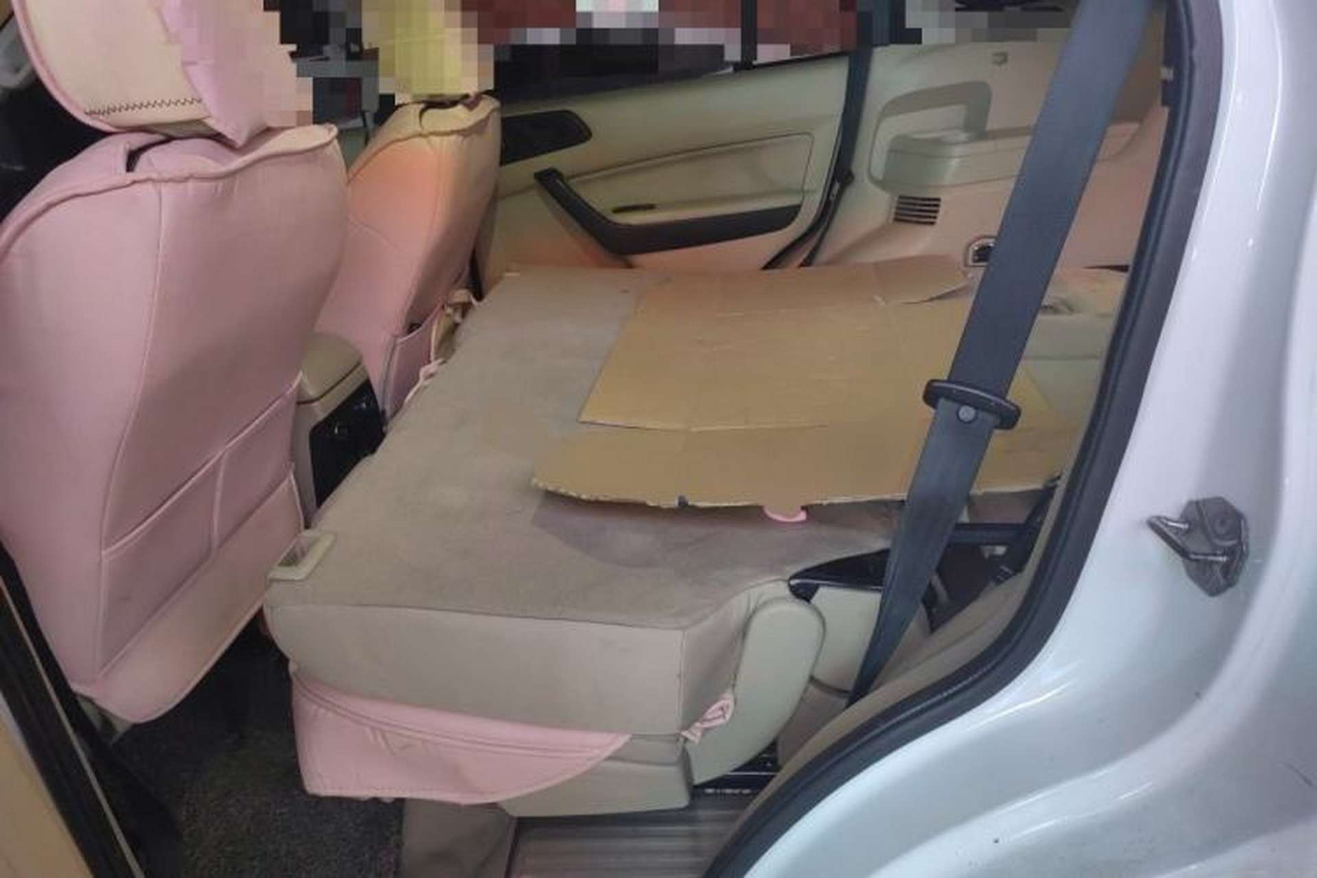 Used Ford Everest 2016 2.0T Gasoline Automatic 4x4 Elite Edition Left Rear Seat