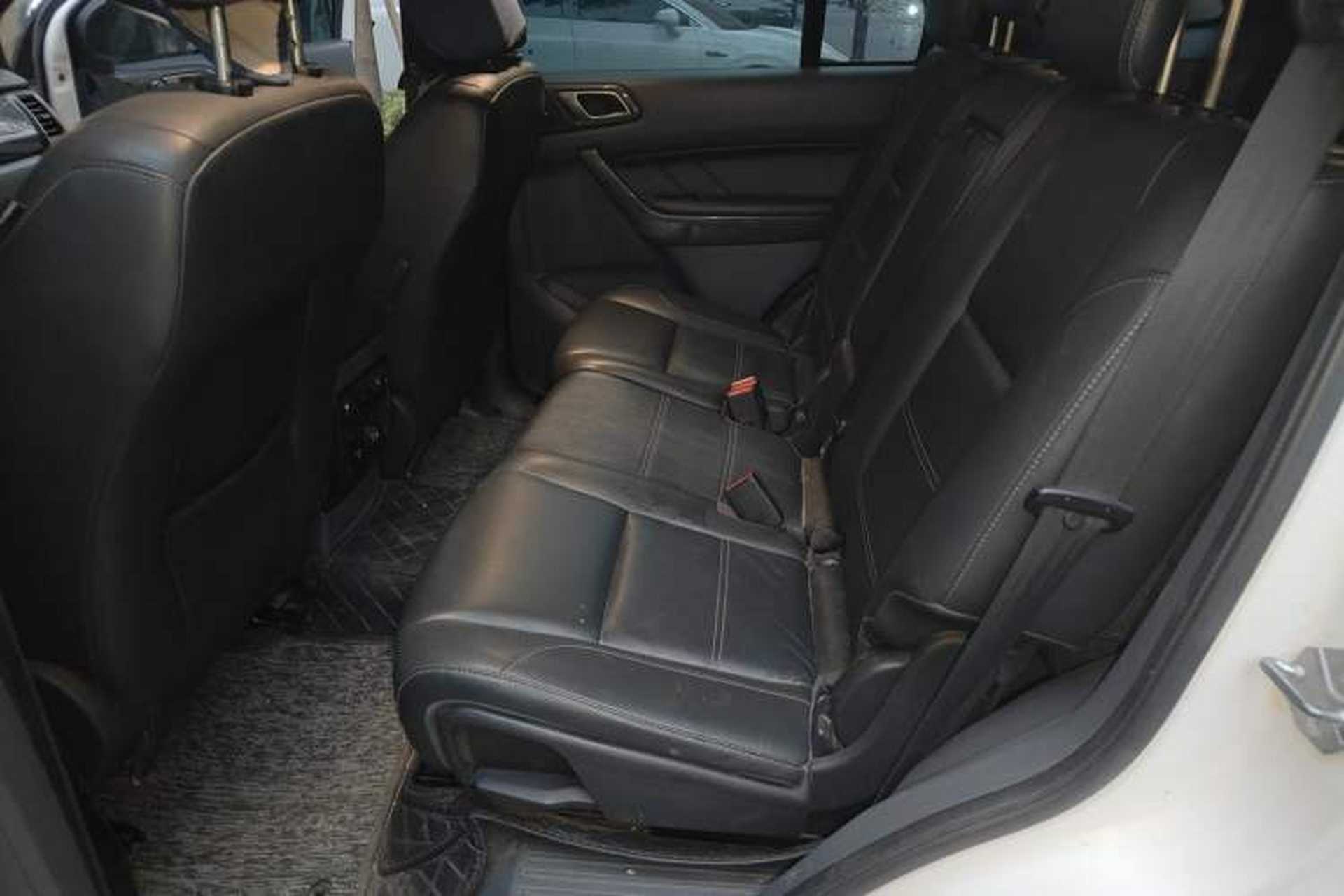 Used Ford Everest 2016 2.0T Gasoline Automatic 4x4 Flagship Edition Left Rear Seat
