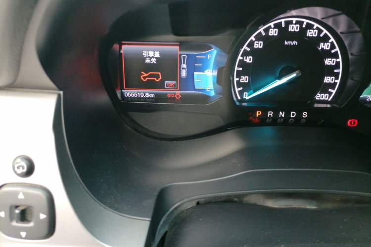 Used Ford Everest 2016 2.0T Gasoline Automatic 4x4 Luxury Edition Odometer Close Up