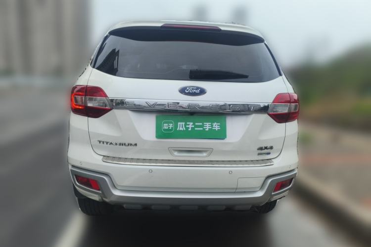 Used Ford Everest 2016 2.0T Gasoline Automatic 4x4 Flagship Edition Rear
