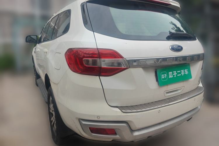 Used Ford Everest 2016 2.0T Gasoline Automatic Two-Wheel Drive Luxury Edition Rear Left 45 Deg