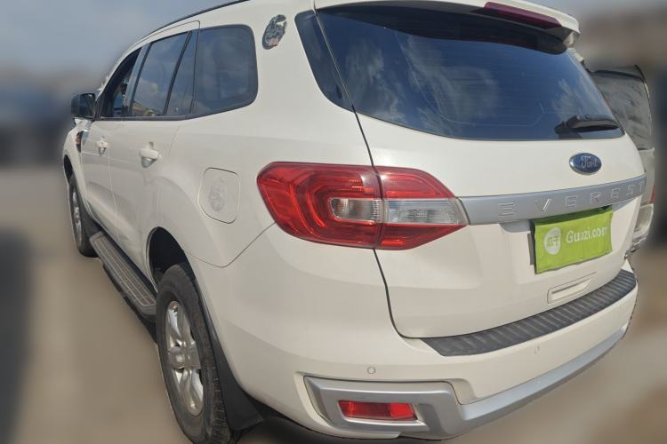 Used Ford Everest 2016 2.2T Diesel Manual Two-Wheel-Drive Elite Edition Rear Left 45 Deg
