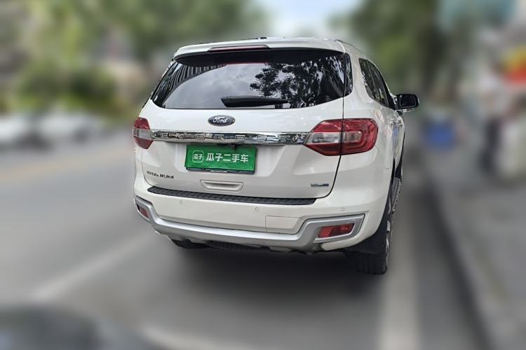 Used Ford Everest 2016 2.0T Gasoline Automatic 4x4 Flagship Edition Rear