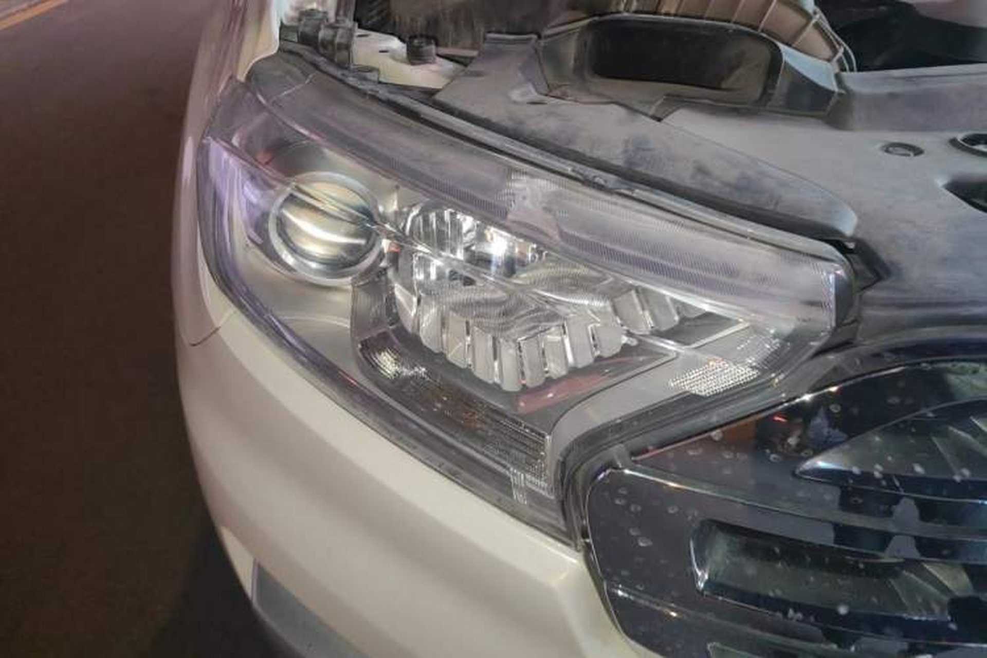 Used Ford Everest 2016 2.0T Gasoline Automatic 4x4 Elite Edition Right Front Headlight