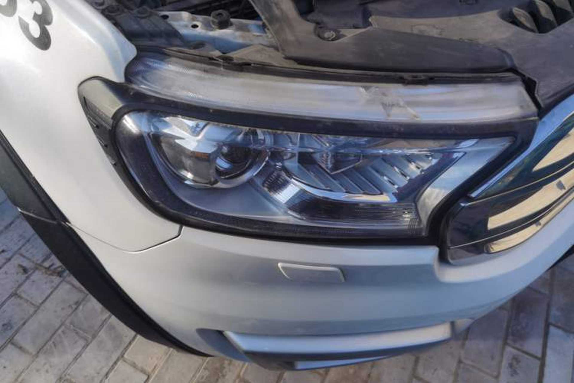Used Ford Everest 2016 2.0T Gasoline Automatic 4x4 Flagship Edition Right Front Headlight