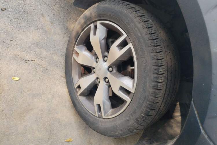Used Ford Everest 2016 2.0T Gasoline Automatic 4x4 Flagship Edition Right Front Wheel Hub