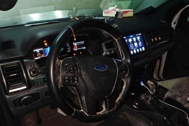 Used Ford Everest 2016 2.0T Gasoline Automatic 4x4 Flagship Edition Steering Wheel