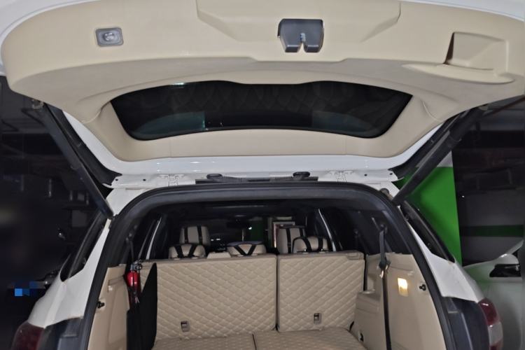 Used Ford Everest 2016 2.0T Gasoline Automatic 4x4 Flagship Edition Trunk