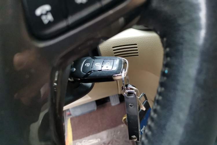 Used Ford Everest 2016 2.0T Gasoline Automatic 4x4 Flagship Edition Vehicle Key
