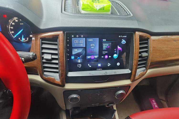 Used Ford Everest 2017 2.0T Gasoline Automatic 4x4 Elite Edition 5 Seats Audio And AC Panel